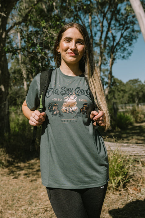 Women's Big Sky Oversized Tee Olive - SF1401OV